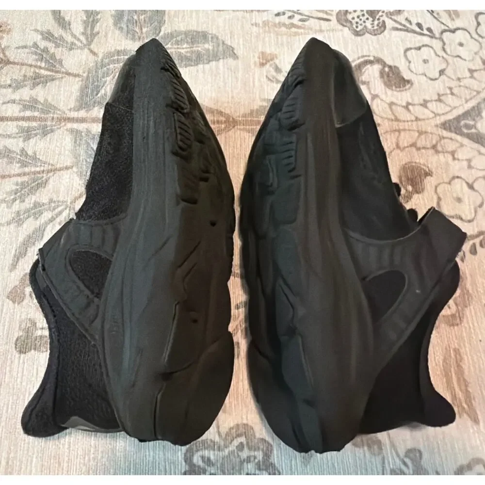 HOKA Kids Clifton 10 Black Stretch Lace Running Shoes Size 12 Little Kid